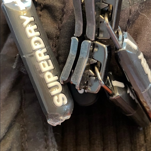 Superdry Camouflage Windbomber - Picture 11 of 11